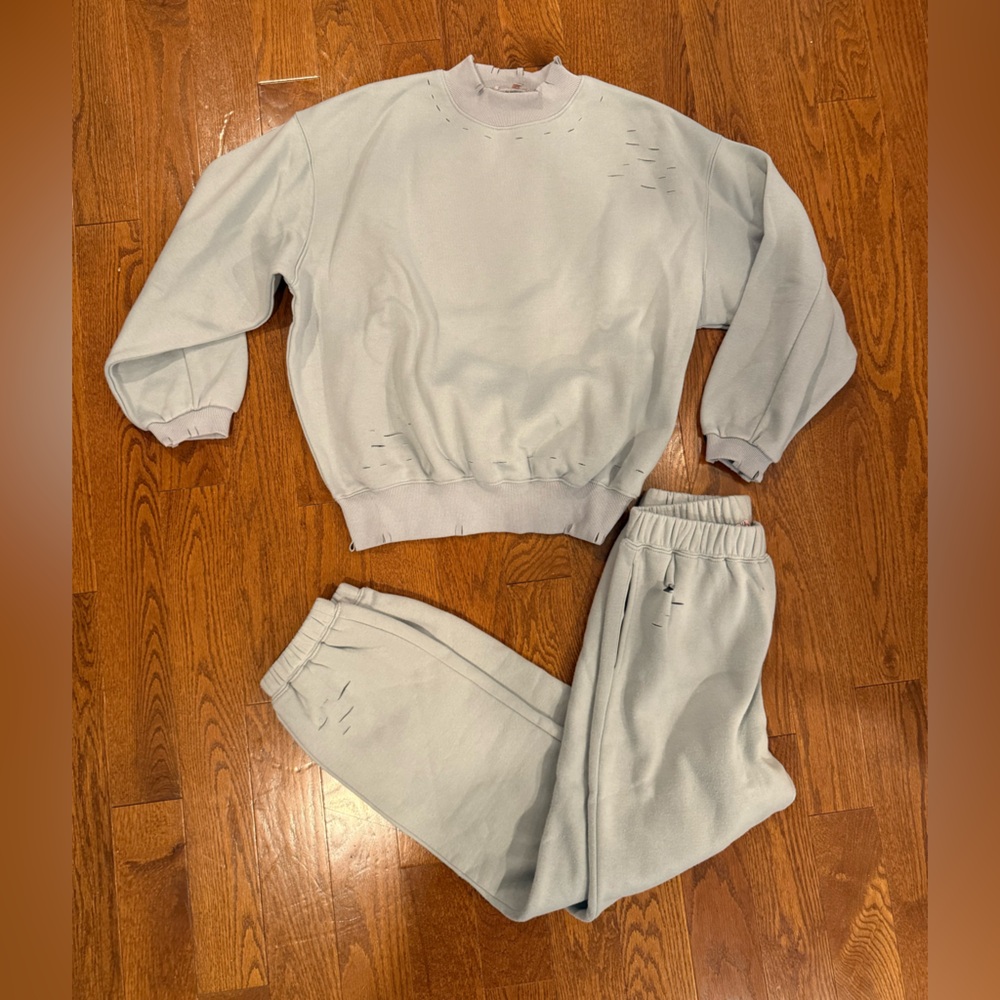 Sweatshirt and Joggers Set